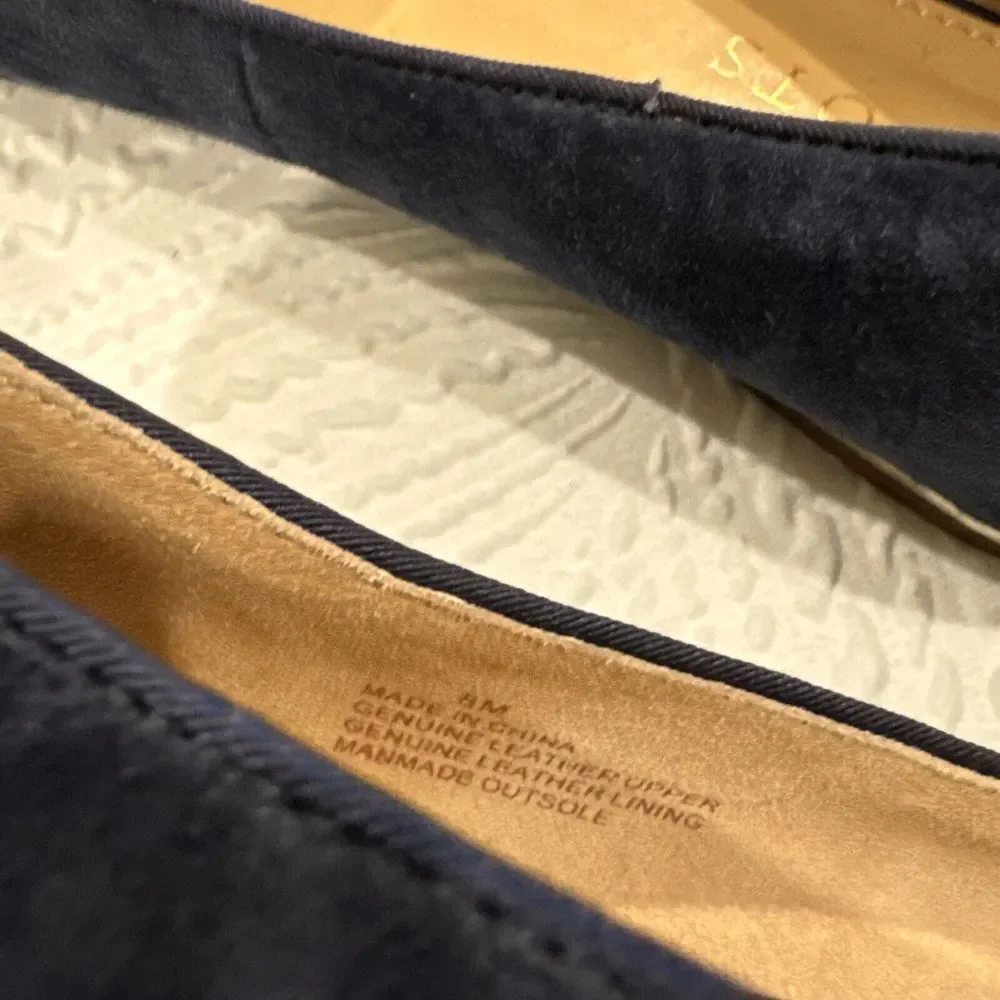 Talbots EUC Ryan Blue Suede RED TRUCK Christmas Holiday Flats Shoes Women's 8 M - Picture 15 of 16